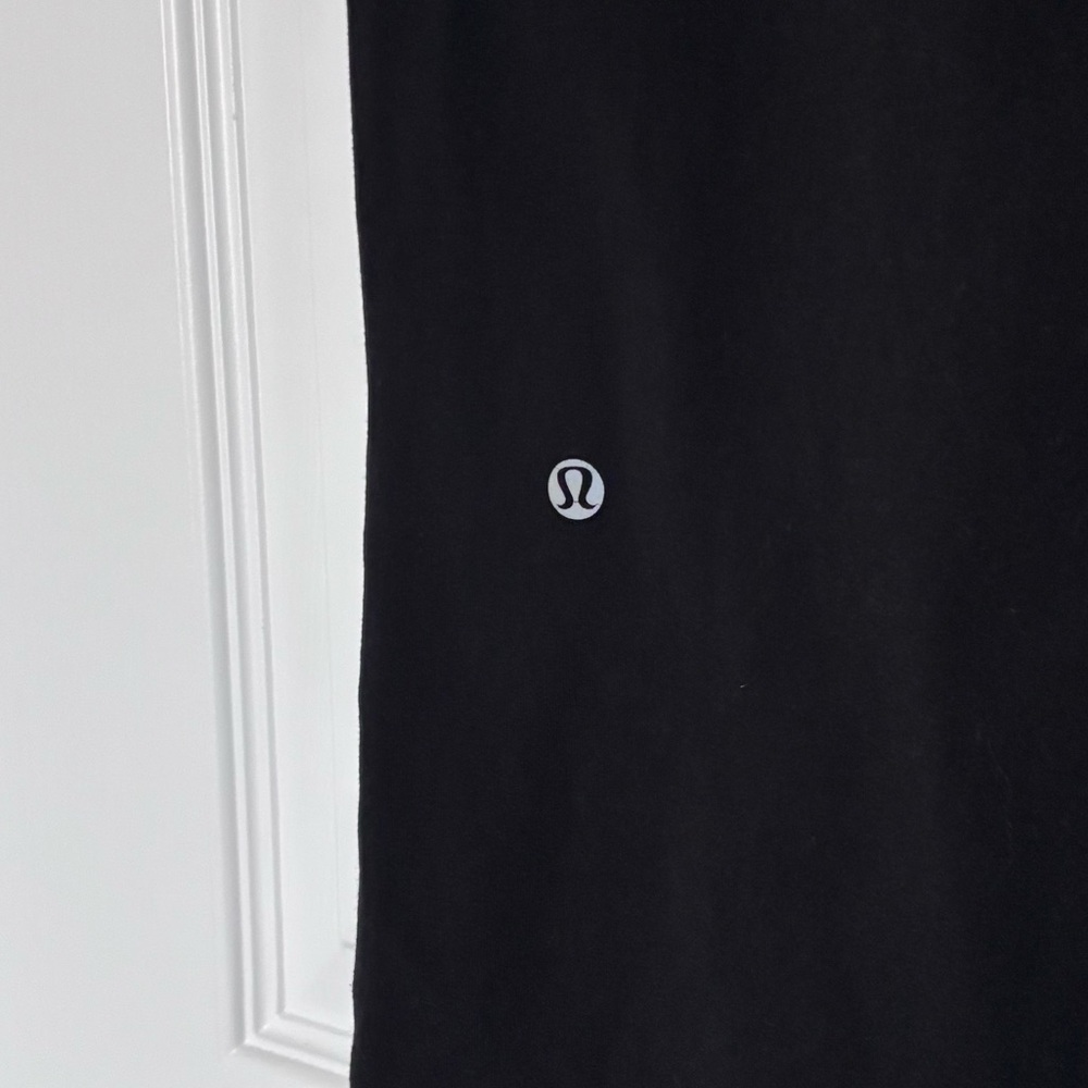 Lululemon Astro Flare Pant 31.5” - Picture 4 of 9